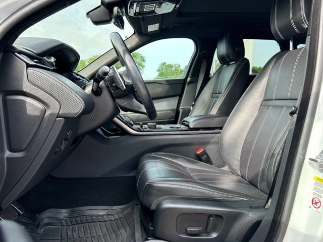 Used 2019 Land Rover Range Rover Velar R-Dynamic SE AWD/4WD image 35