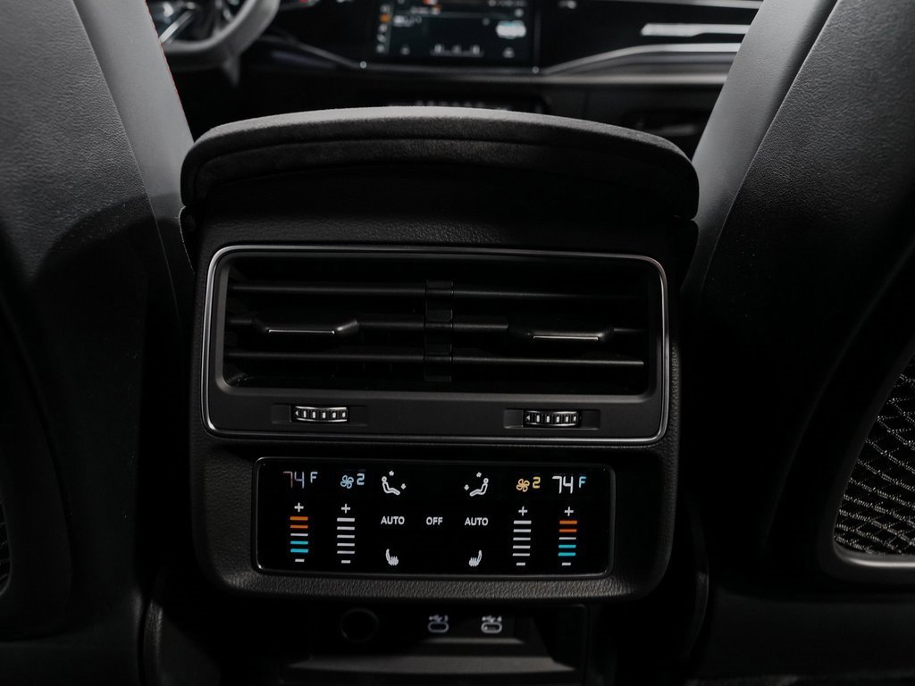 Used 2021 Audi RS Q8 image 35