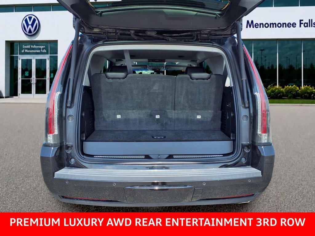 Used 2019 Cadillac Escalade Premium Luxury AWD/4WD image 34