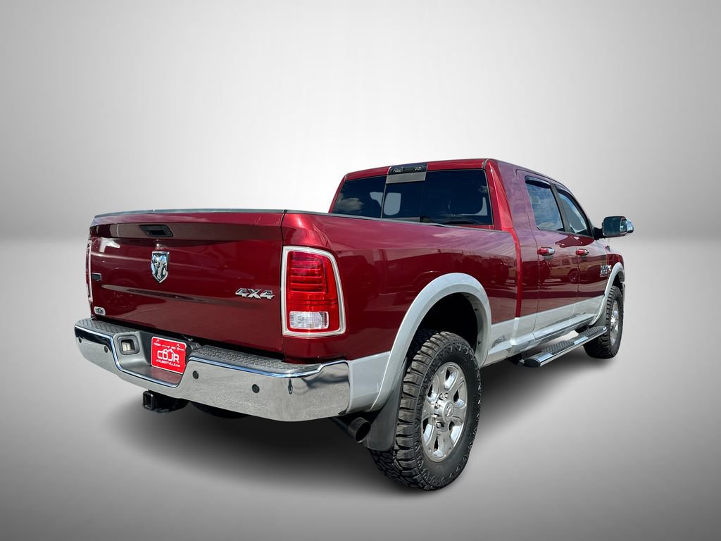 Used 2014 RAM 3500 Laramie w/ Convenience Group AWD/4WD image 4