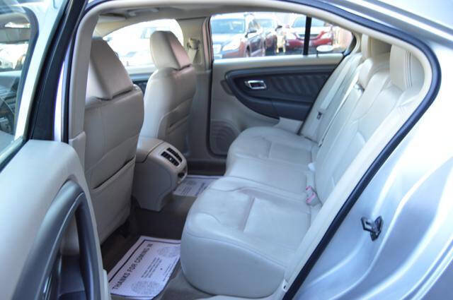 Used 2011 Ford Taurus SEL w/ 201A Rapid Spec Order Code image 41