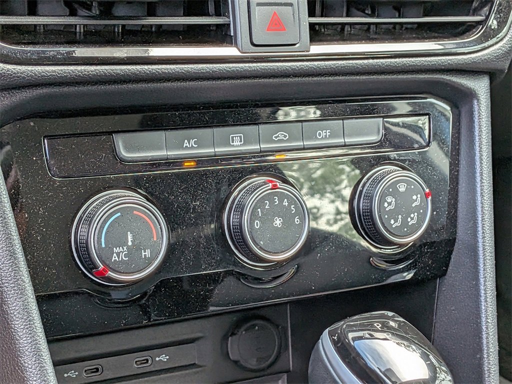 Used 2024 Volkswagen Taos S image 28