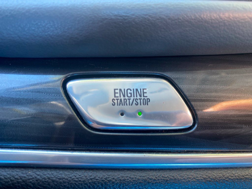 Used 2019 Buick Enclave Essence FWD image 35