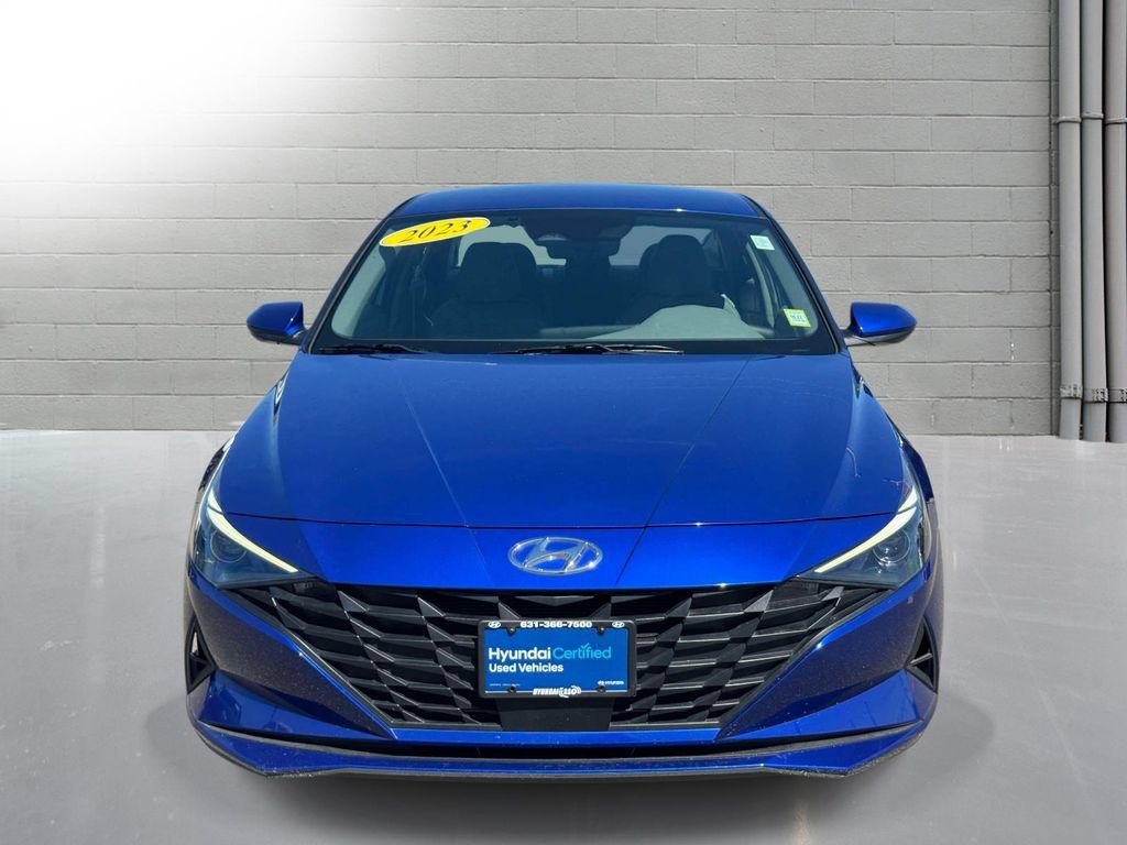 Used 2023 Hyundai Elantra SEL w/ Convenience Package FWD video 2