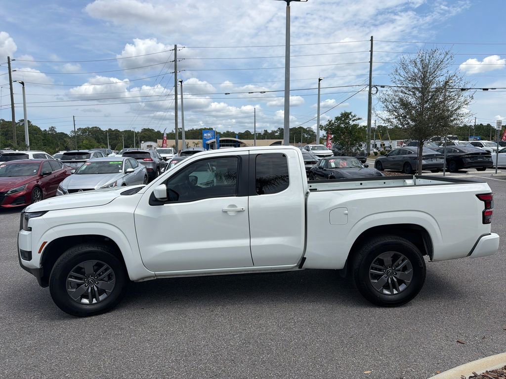 Certified 2025 Nissan Frontier SV RWD image 4