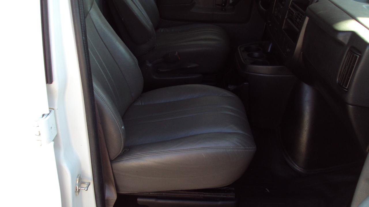 Used 2014 Chevrolet Express 1500 AWD image 20