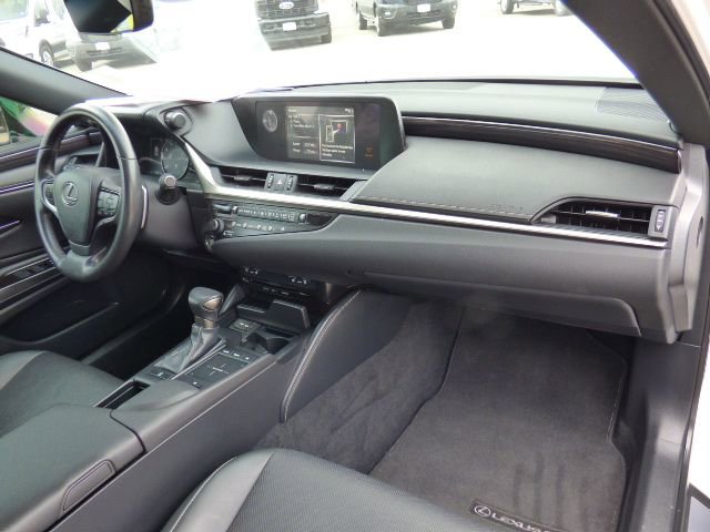 Used 2019 Lexus ES 350 w/ Premium Package FWD image 13
