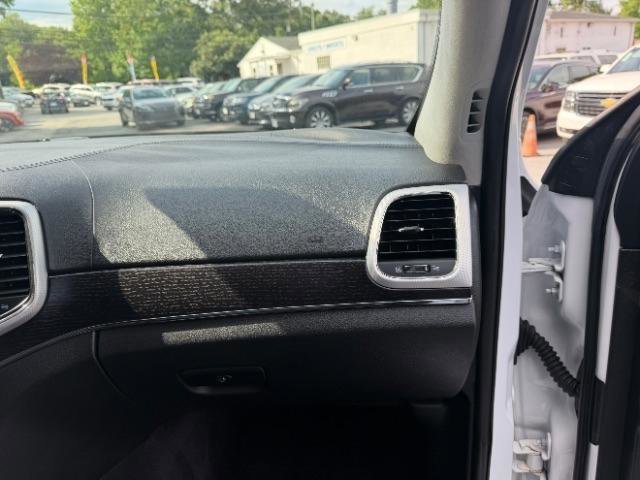 Used 2018 Jeep Grand Cherokee Summit AWD/4WD image 42