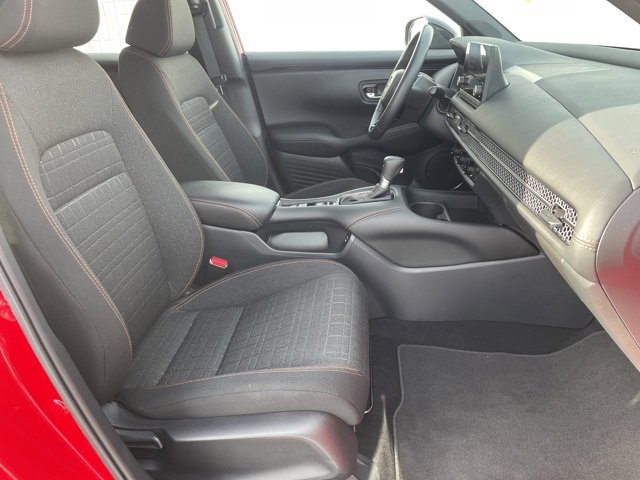 Used 2025 Honda HR-V Sport image 15