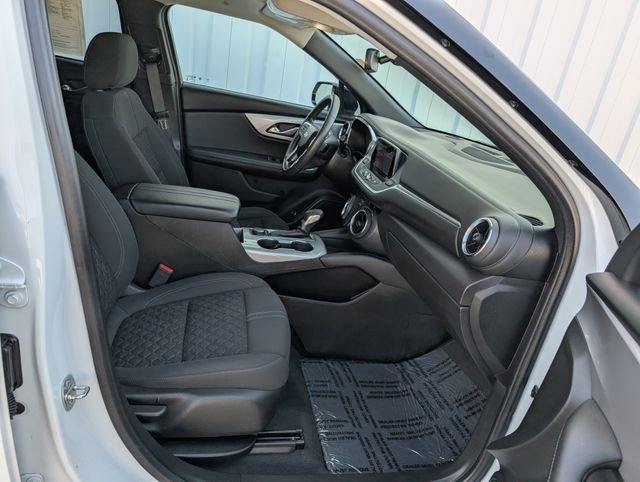 Used 2022 Chevrolet Blazer LT w/ Redline Edition image 32