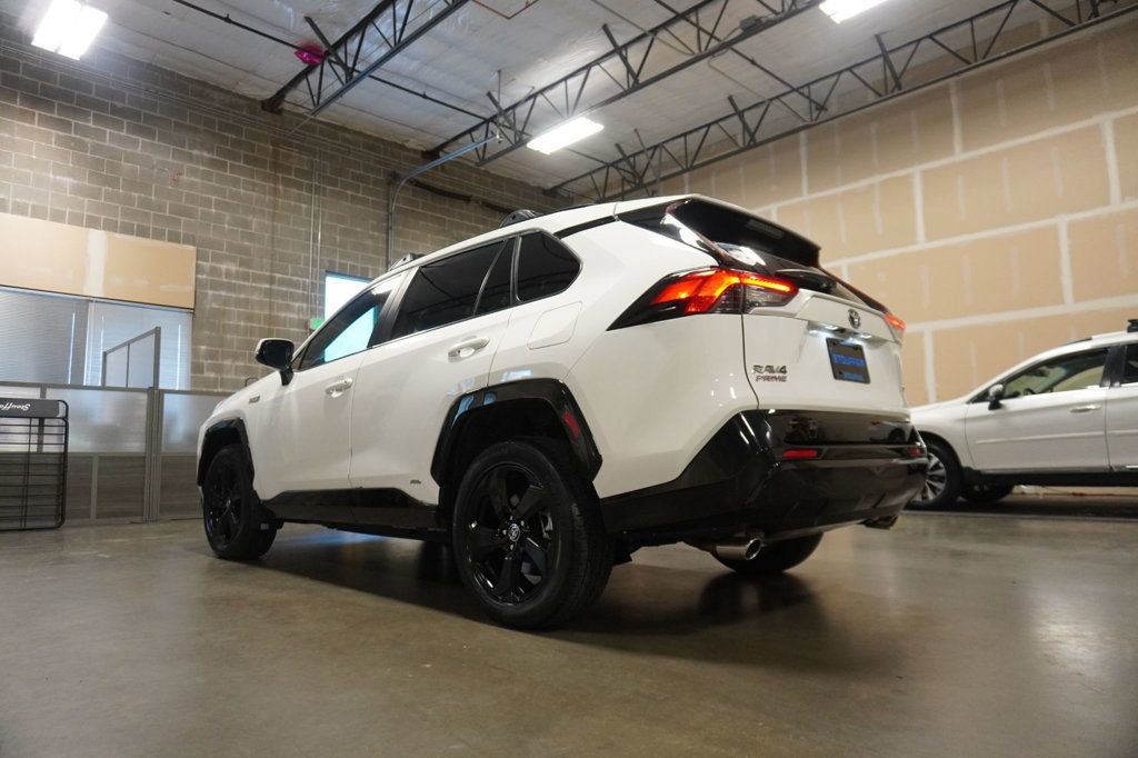 Used 2023 Toyota RAV4 SE w/ Weather & Moonroof Package image 3