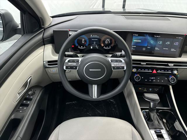 New 2026 Hyundai Tucson SEL FWD image 24