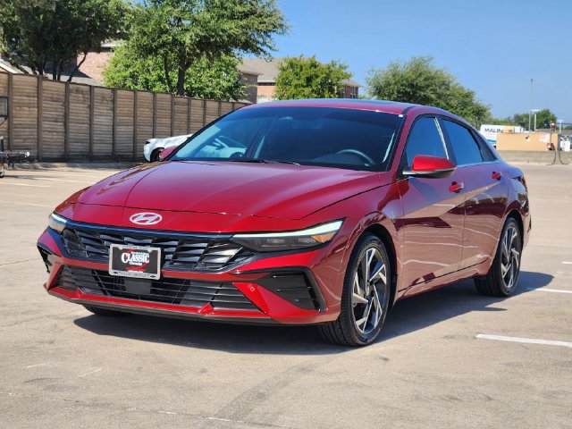 Used 2024 Hyundai Elantra Limited FWD image 12