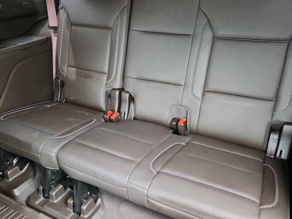Used 2021 GMC Yukon Denali w/ Denali Premium Package image 10