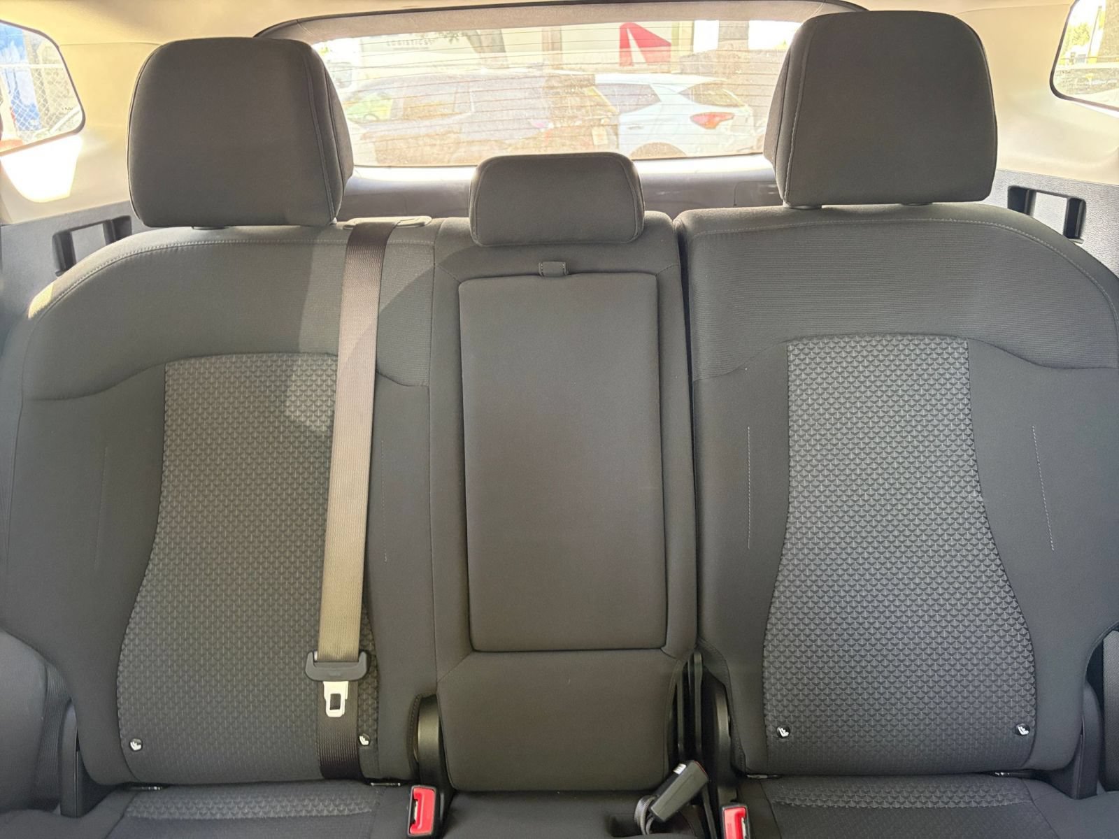 Used 2025 Kia Sportage LX AWD/4WD image 36