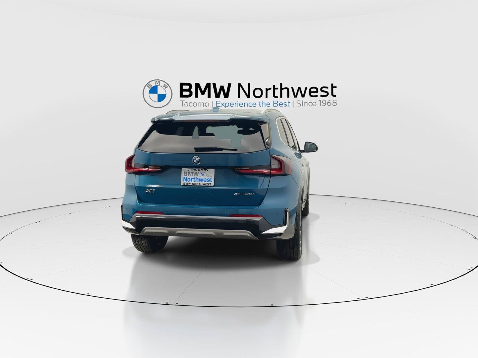 Used 2024 BMW X1 xDrive28i w/ Convenience Package AWD/4WD image 12
