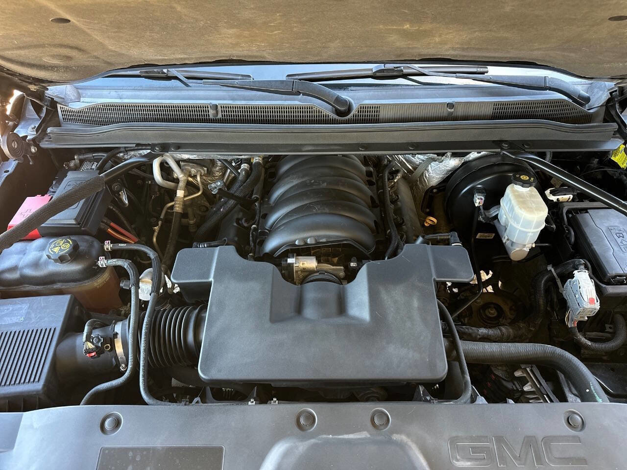 Used 2015 GMC Yukon XL SLT w/ Open Road Package image 46