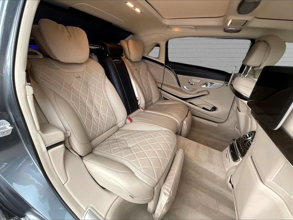 Used 2018 Mercedes-Benz Maybach S 560 4MATIC image 24