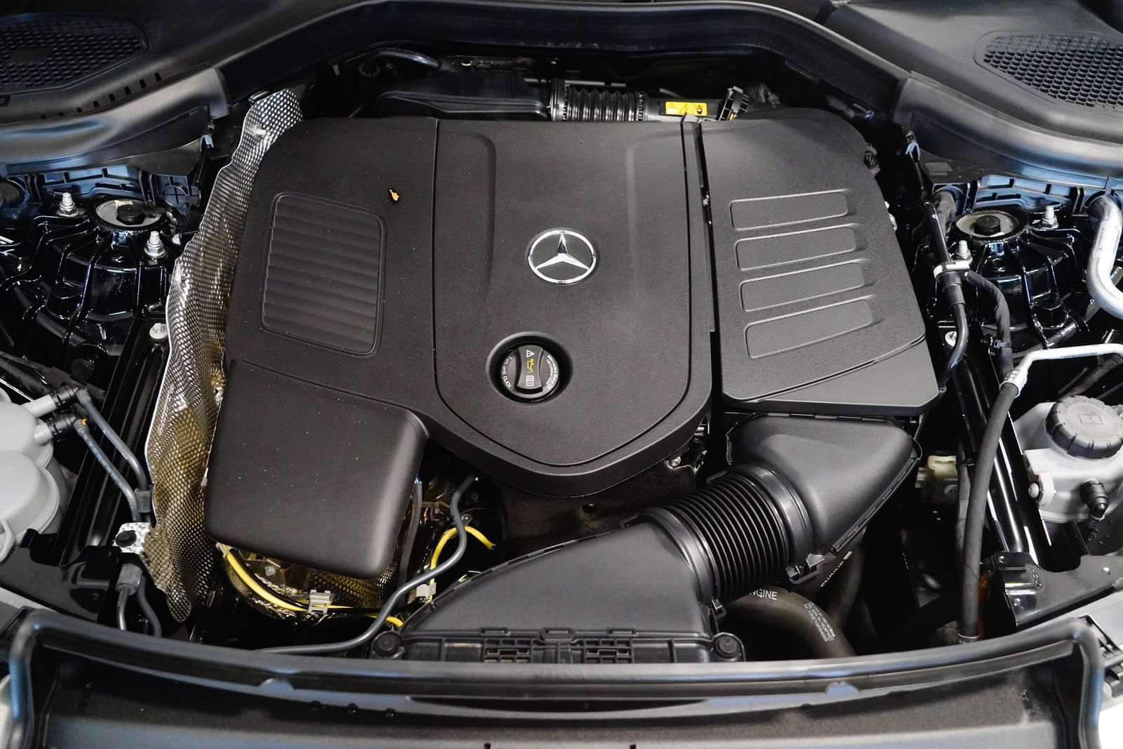 Certified 2024 Mercedes-Benz GLC 300 4MATIC image 31