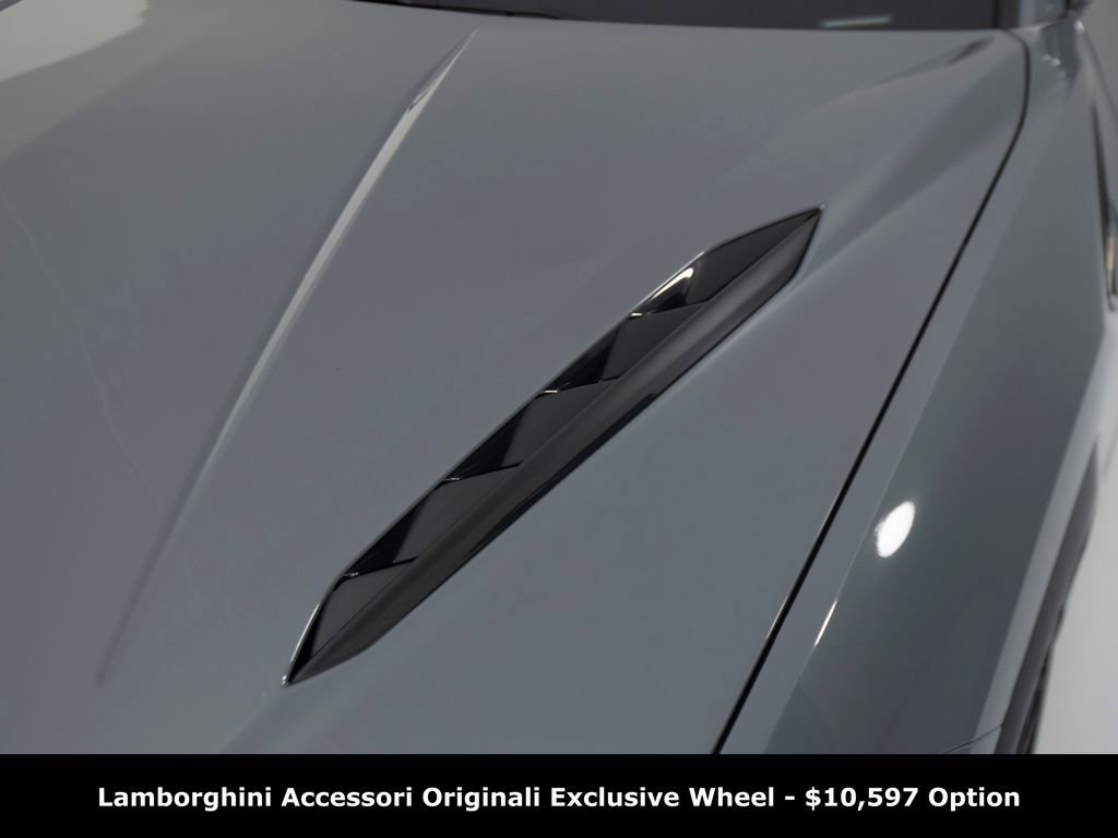 Used 2024 Lamborghini Urus S AWD/4WD image 44