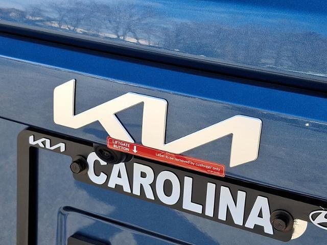 New 2025 Kia Niro EX Touring image 10