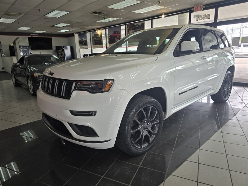 Used 2020 Jeep Grand Cherokee High Altitude AWD/4WD image 1