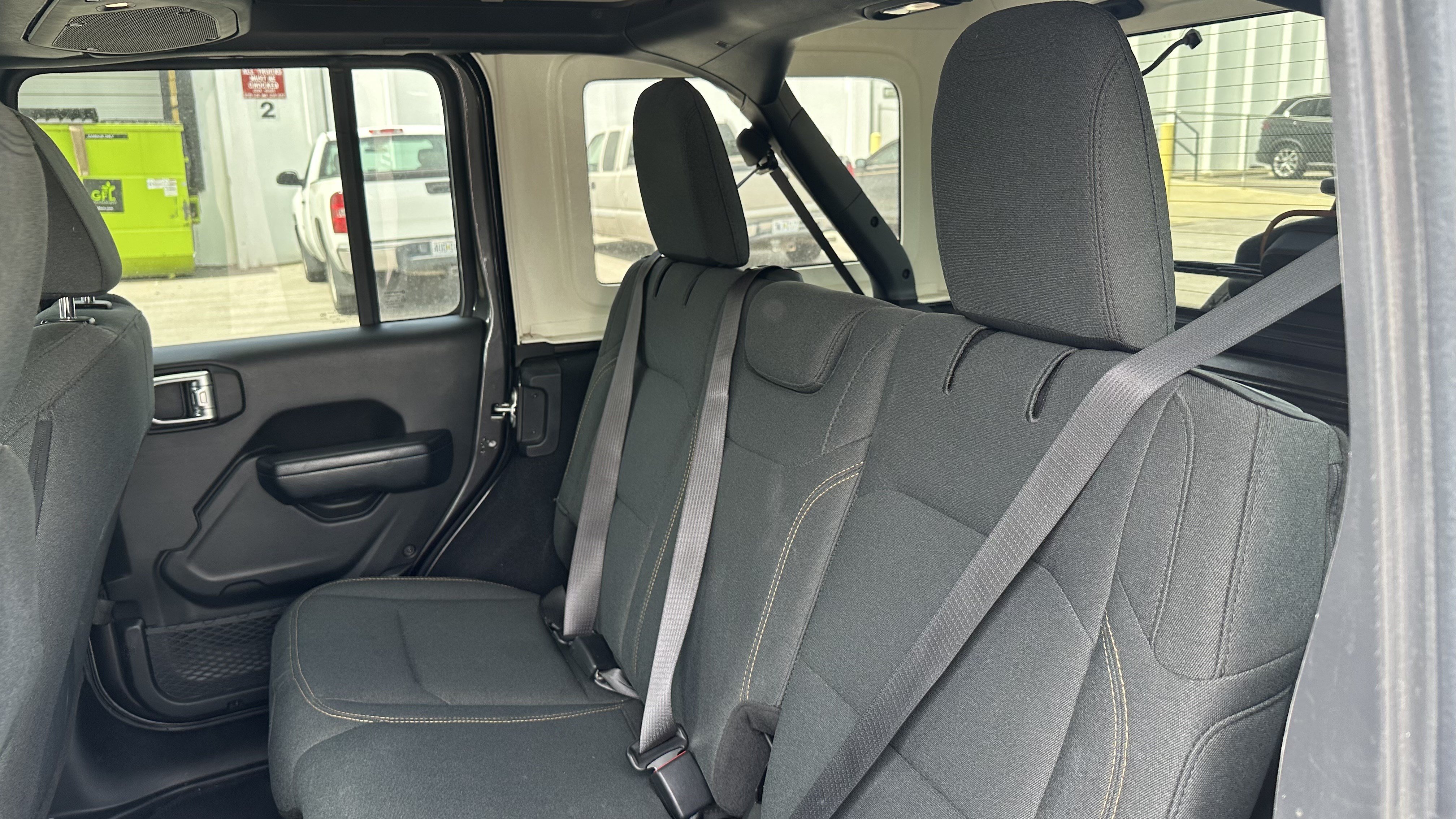 Used 2024 Jeep Wrangler Unlimited Sport AWD/4WD image 33