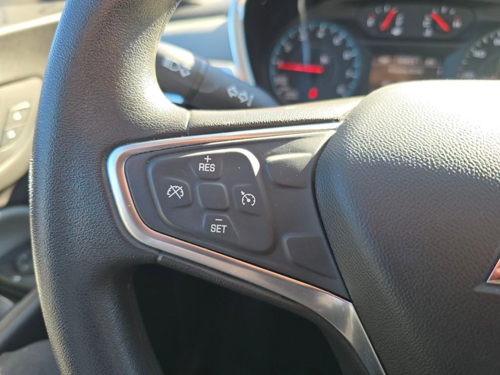 Used 2018 Chevrolet Equinox LS image 15