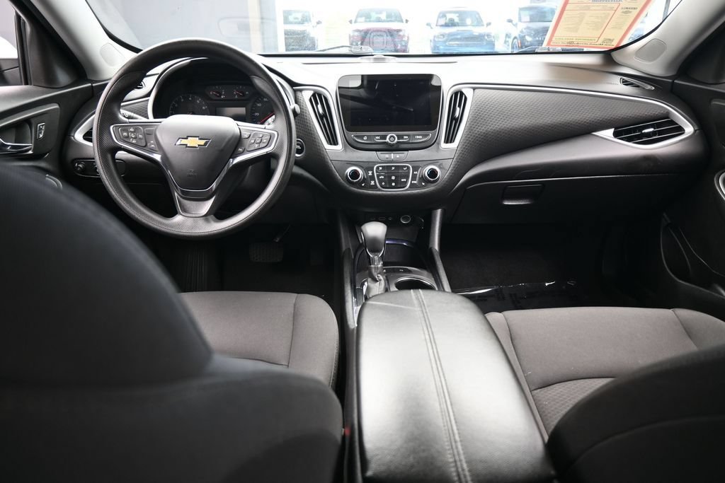 Used 2024 Chevrolet Malibu LT FWD image 38