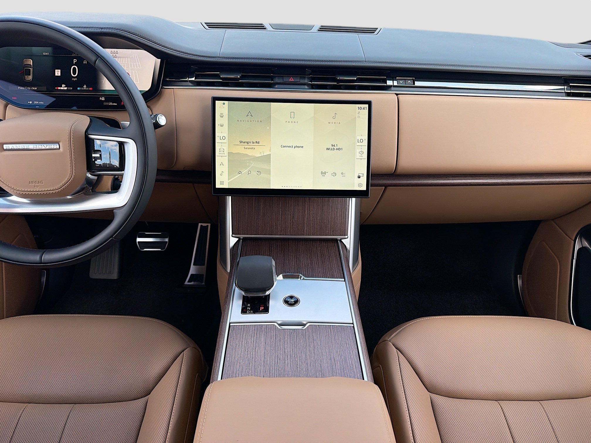New 2026 Land Rover Range Rover Long Wheelbase SE AWD/4WD image 20