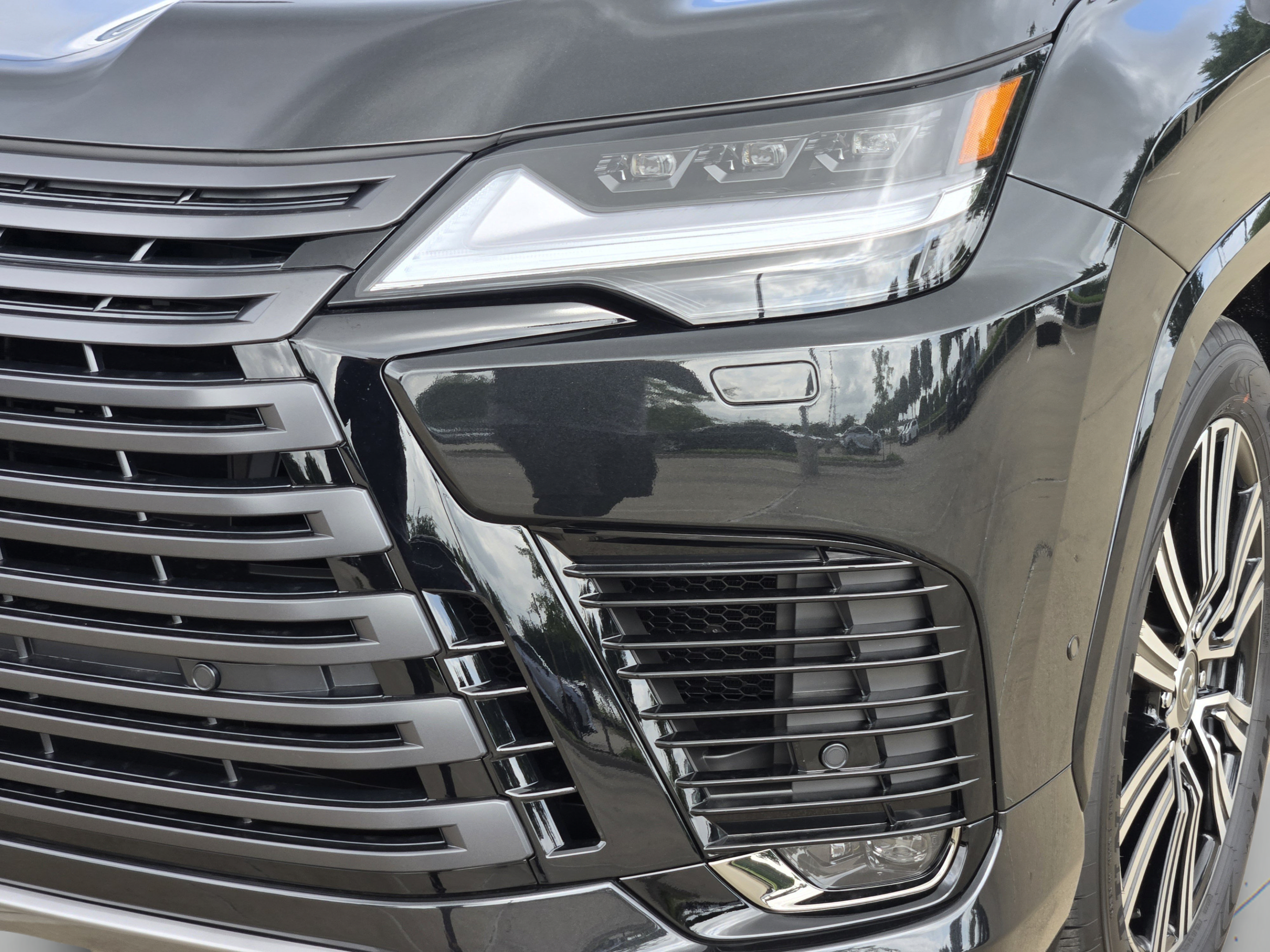New 2026 Lexus LX 700h Luxury w/ Appearance Package AWD/4WD image 6