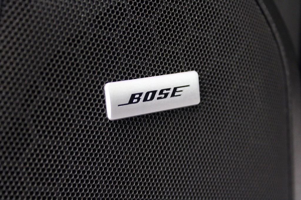 Used 2023 Chevrolet Suburban LT w/ Luxury Package AWD/4WD image 17