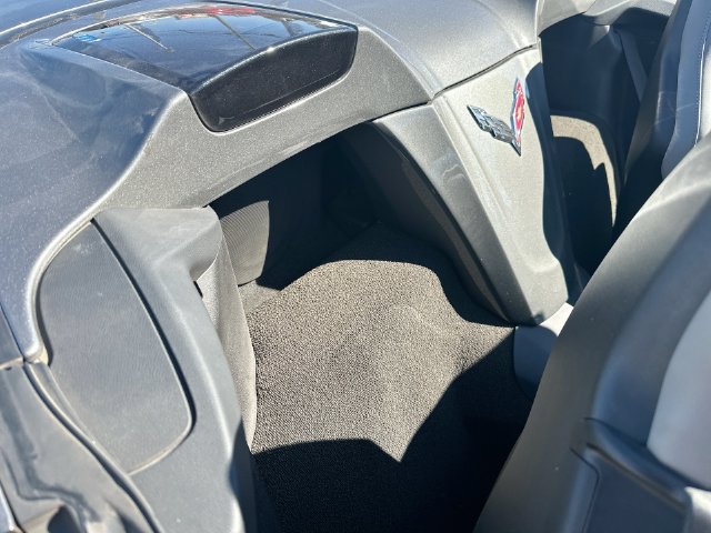 Used 2015 Chevrolet Corvette Stingray Convertible w/ 2LT Preferred Equipment Group RWD image 31