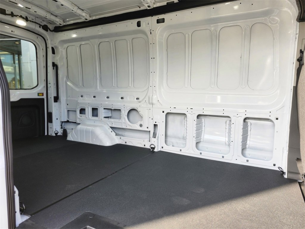 New 2026 Ford Transit 250 148 Medium Roof image 12