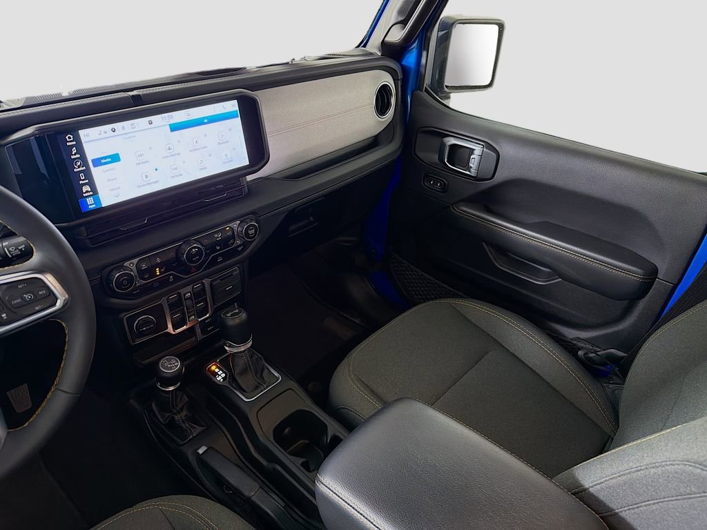 Used 2024 Jeep Wrangler Unlimited Sahara image 25