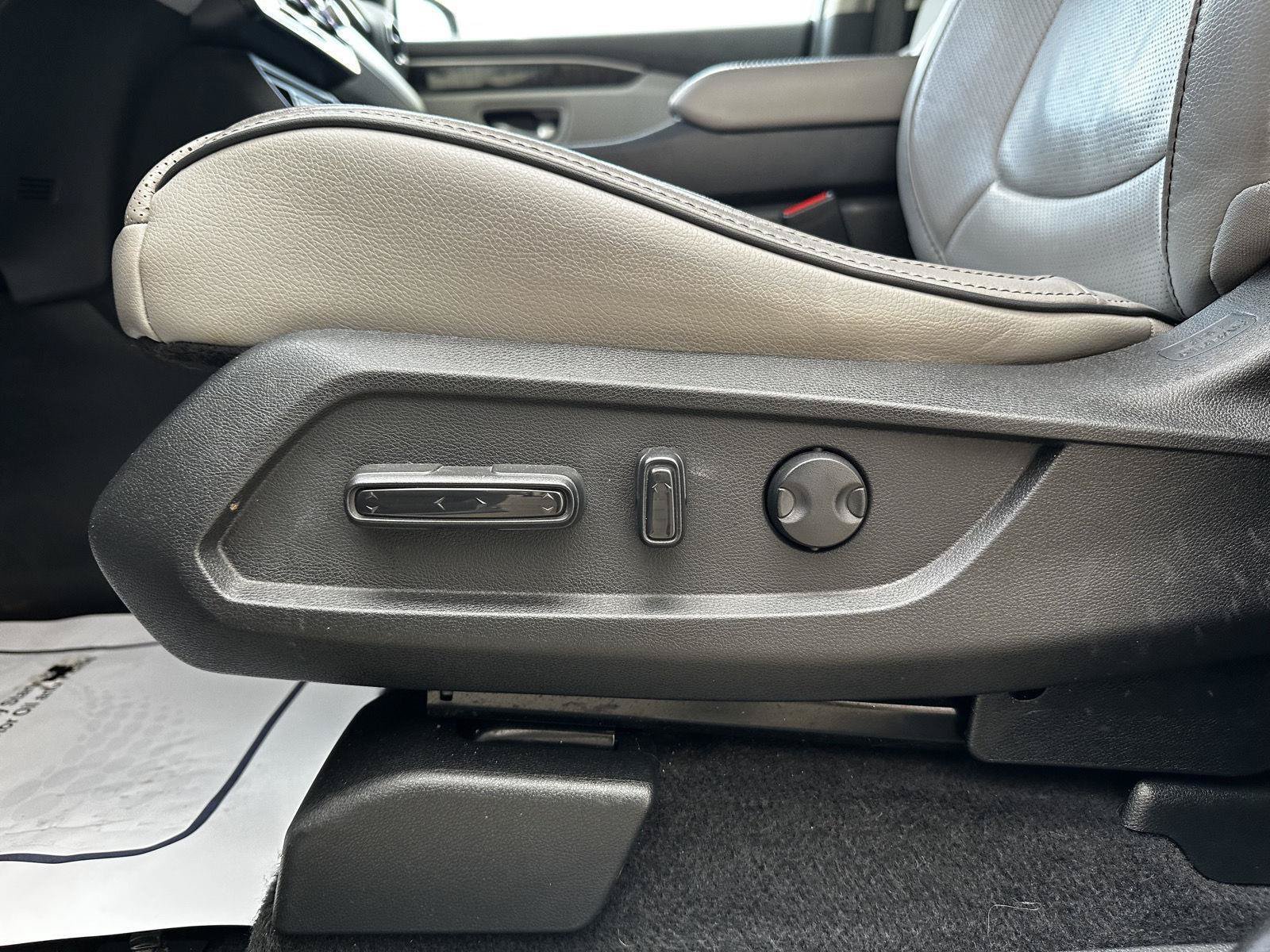 Used 2024 Honda Pilot Elite image 8