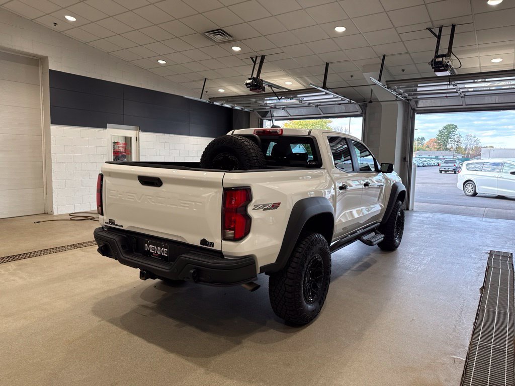 Used 2024 Chevrolet Colorado ZR2 w/ ZR2 Bison Edition AWD/4WD image 7
