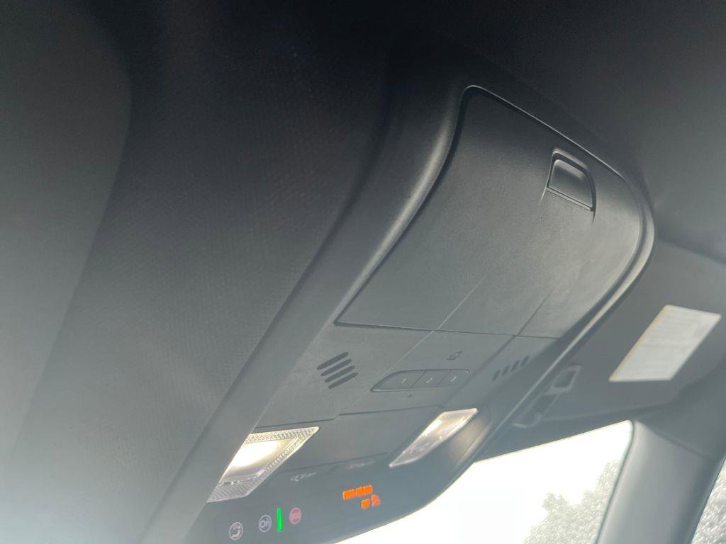 Used 2025 Chevrolet Blazer RS FWD image 18