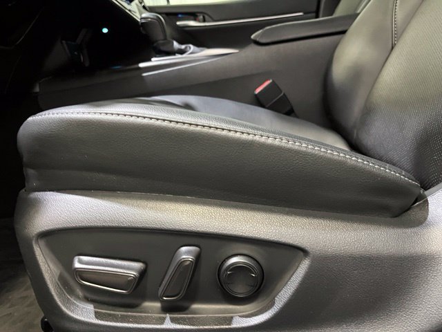 Used 2024 Toyota Camry XSE FWD image 15