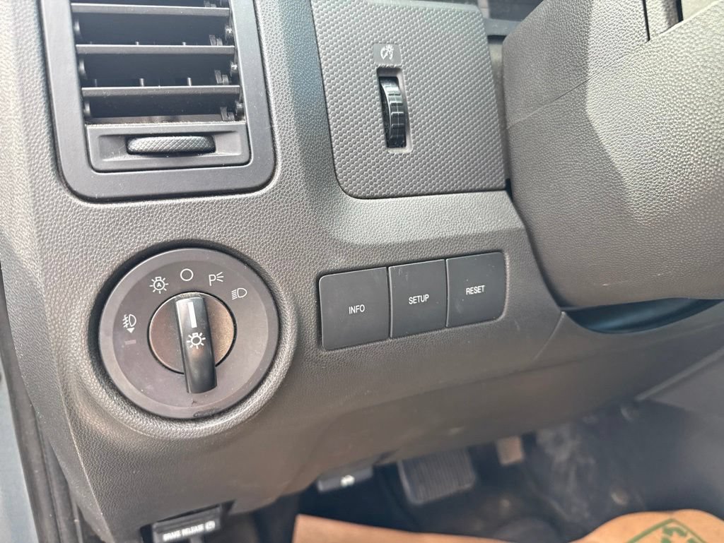 Used 2012 Ford Escape XLT AWD/4WD image 19