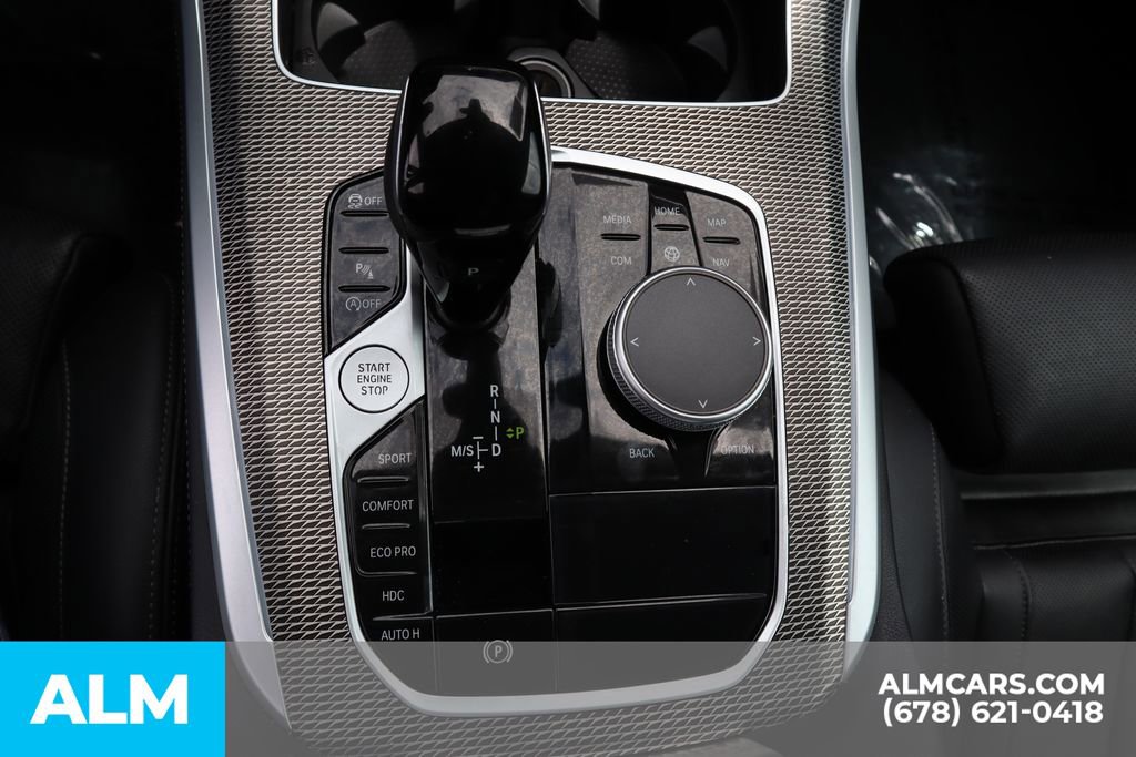 Used 2022 BMW X5 M50i image 32