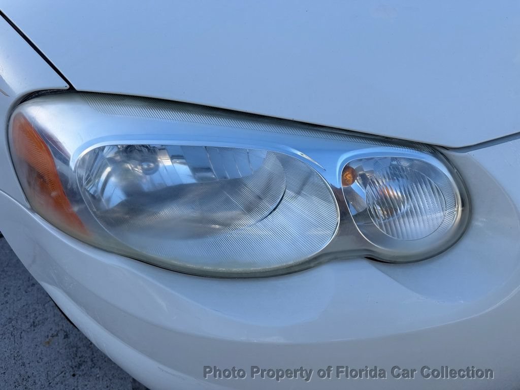 Used 2004 Chrysler Sebring GTC FWD image 35