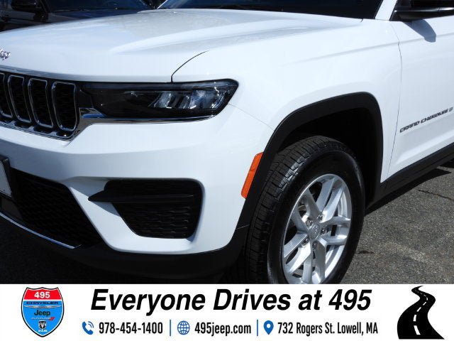 Used 2025 Jeep Grand Cherokee Laredo X AWD/4WD image 9