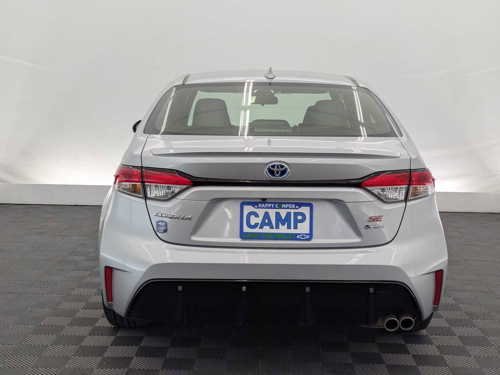 Used 2025 Toyota Corolla SE w/ Convenience Package FWD image 5