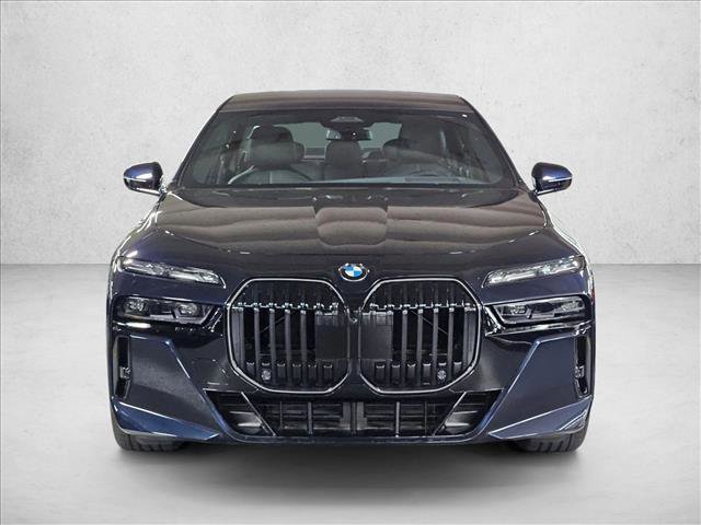 New 2025 BMW 760i xDrive w/ Executive Package image 2