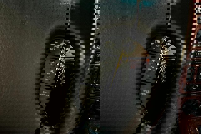 Used 2003 Ford Thunderbird image 19