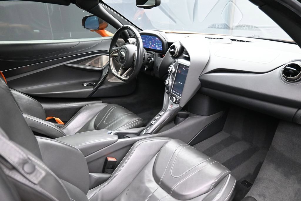 Used 2019 McLaren 720S Luxury RWD image 30