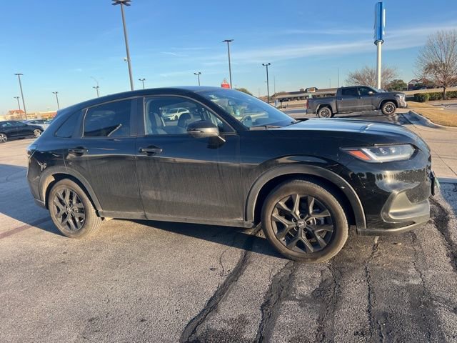 Used 2023 Honda HR-V Sport image 7