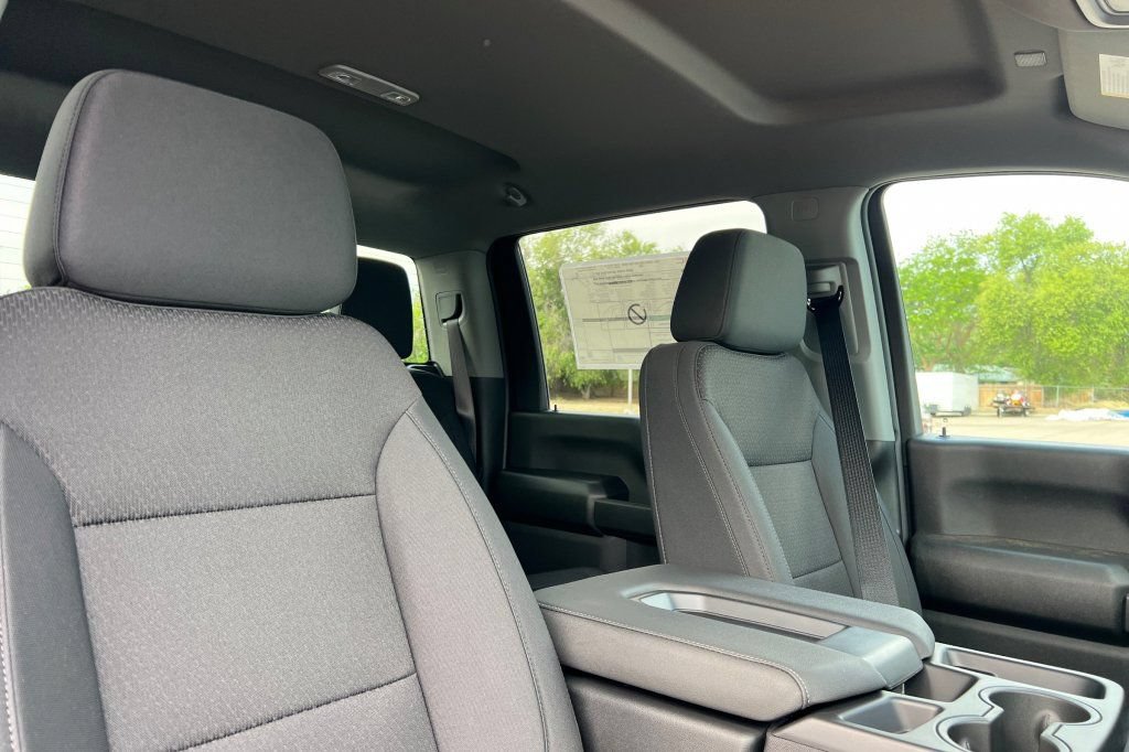 New 2026 GMC Sierra 3500 Pro w/ 1SA Pro Safety Plus Package AWD/4WD image 13