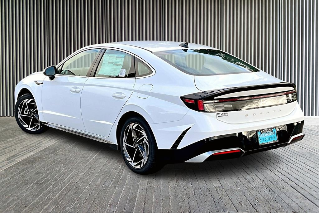 New 2026 Hyundai Sonata SEL FWD image 3